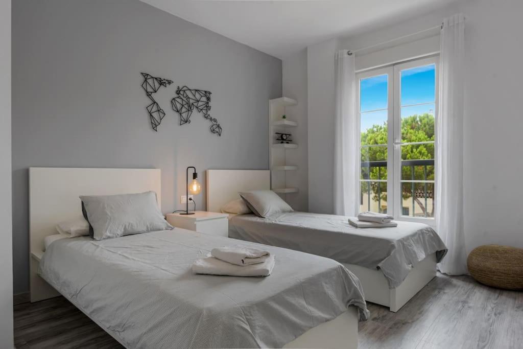 Charming 3br 3 Min. Away From The *